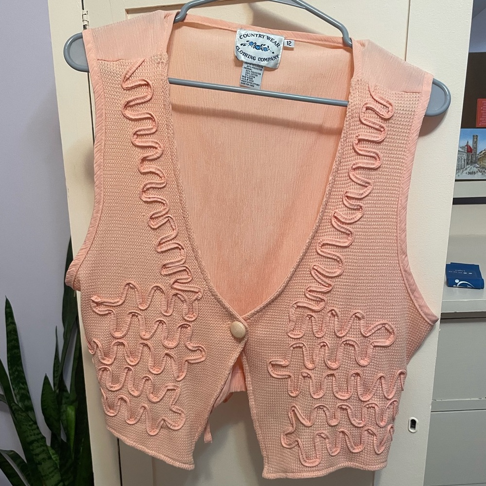 VINTAGE Country Wear Peach Vest